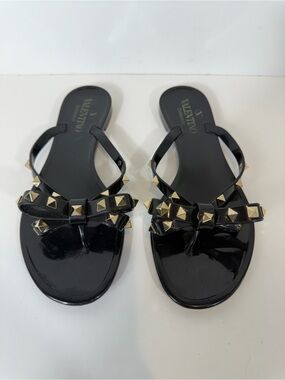 Valentino Garavani Rockstud Bow Jelly Thong Sandals Black Size 37 Us 7